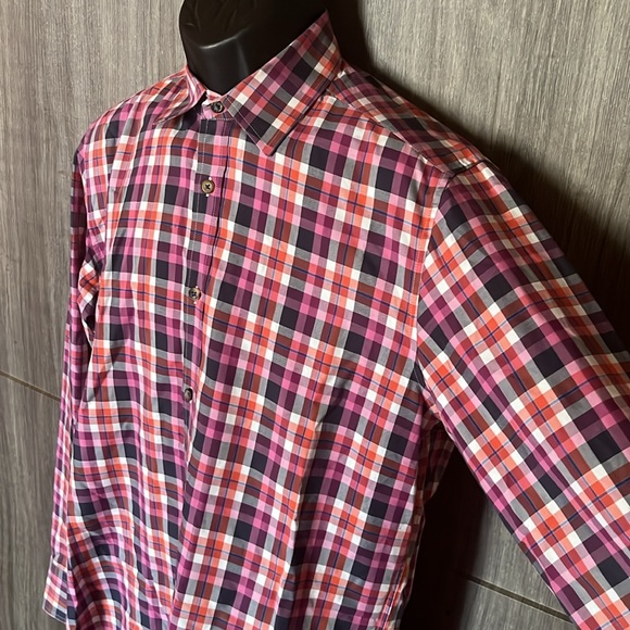 Hugo Boss button down shirt - Picture 4 of 13